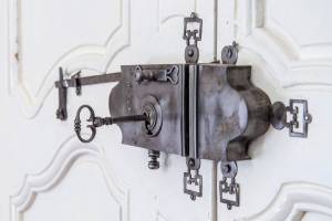 MAXENCE MOMPEU-LEBEL & EMMA RIGOULOT - MARIELOUISE